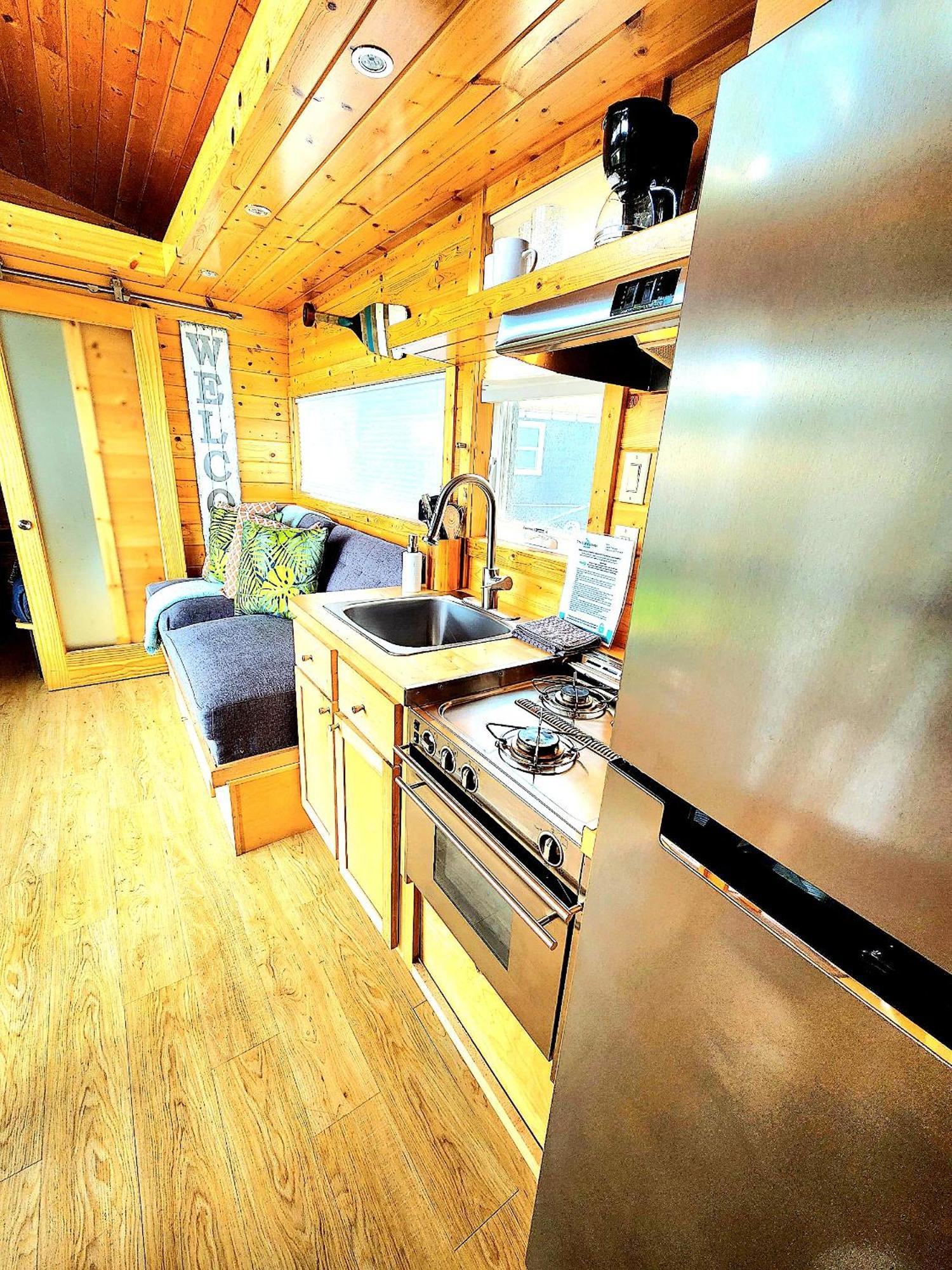 Orlando Lakefront Tiny Homes 6 Plus Month Rentals أورلاندو الغرفة الصورة
